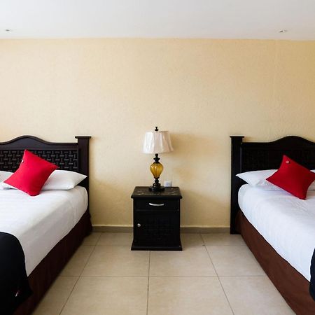 Capital O Hotel Los Caracoles, Акапулко Екстериор снимка