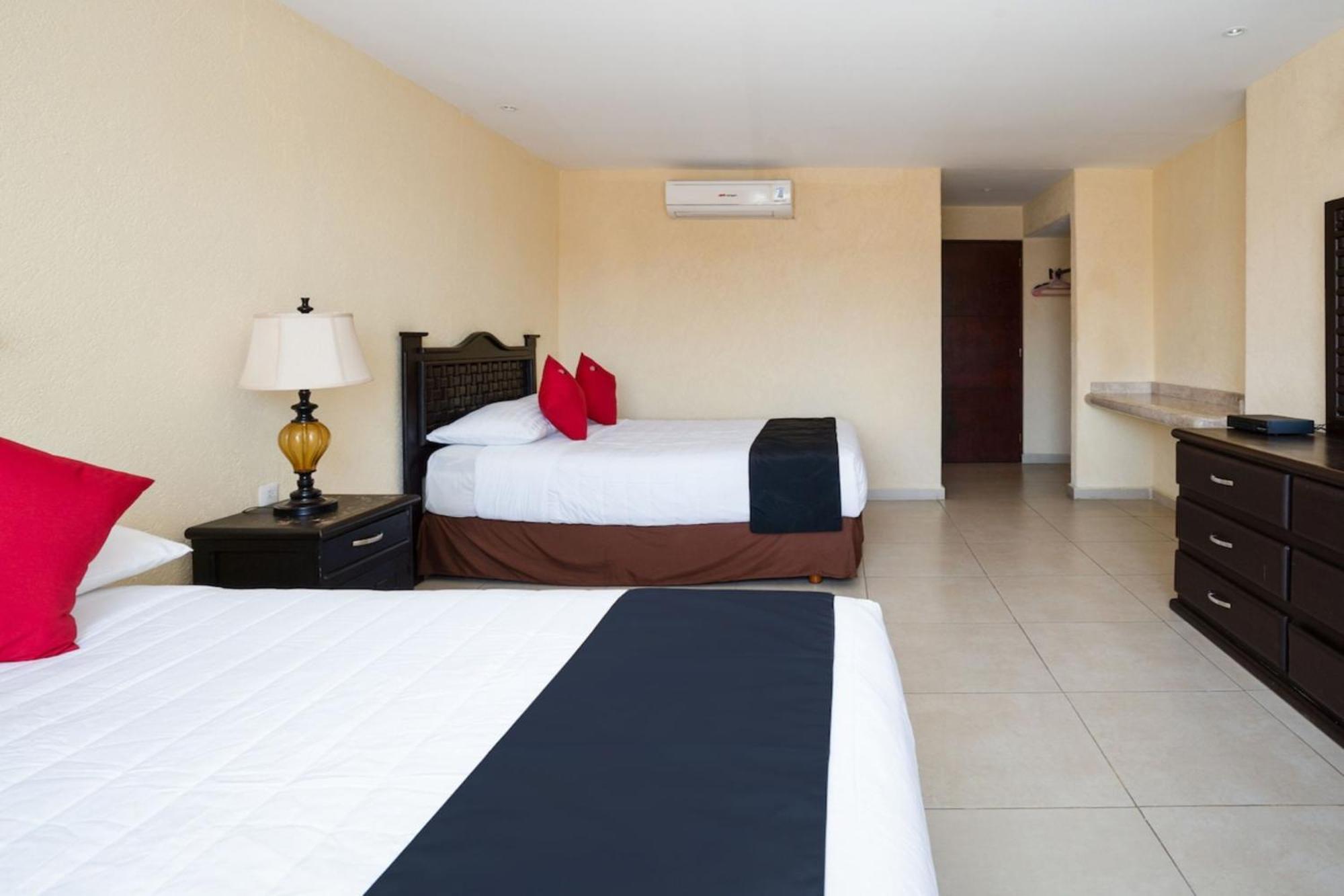 Capital O Hotel Los Caracoles, Акапулко Екстериор снимка