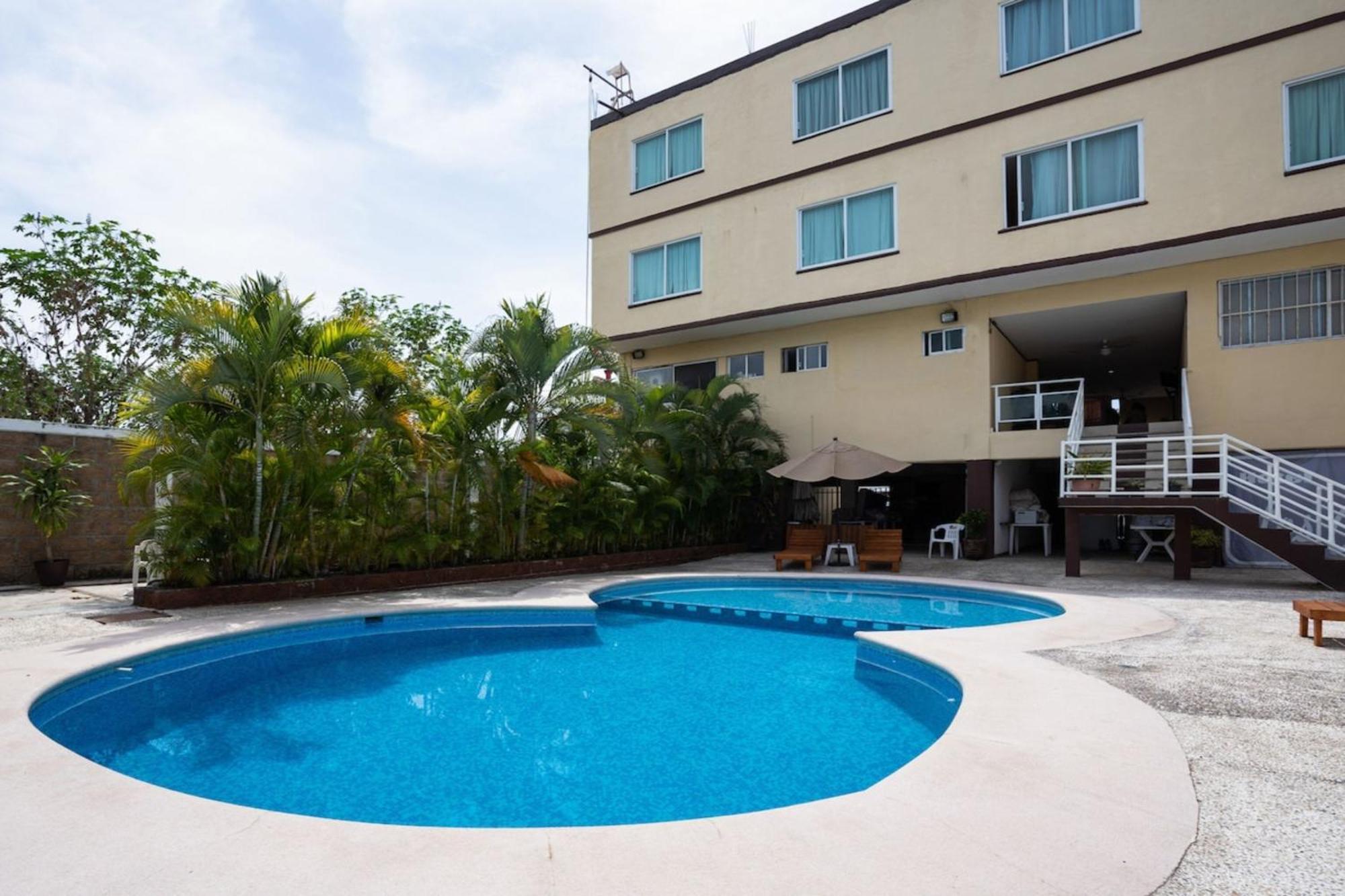 Capital O Hotel Los Caracoles, Акапулко Екстериор снимка